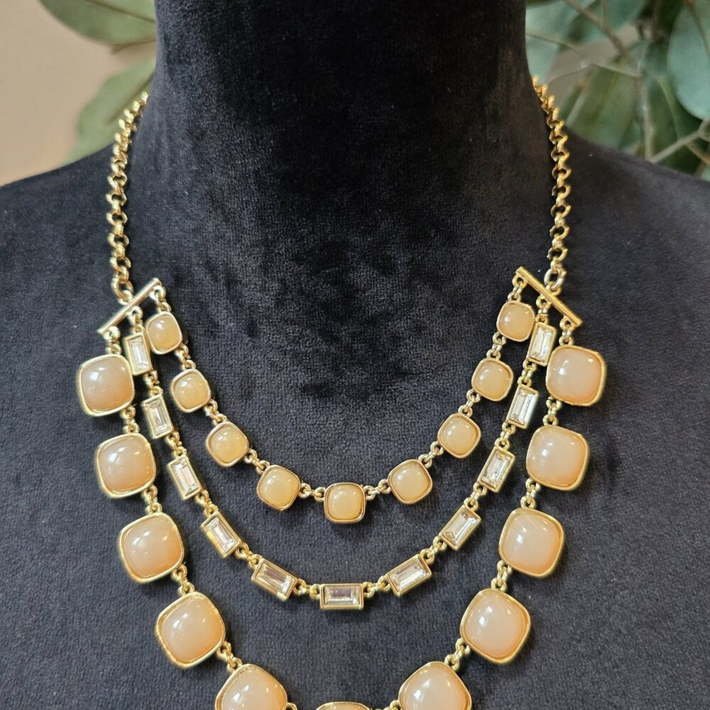 Womens Beige Cabochon Stones & Clear Crystal Necklace Jewelry with Lobster Clasp
