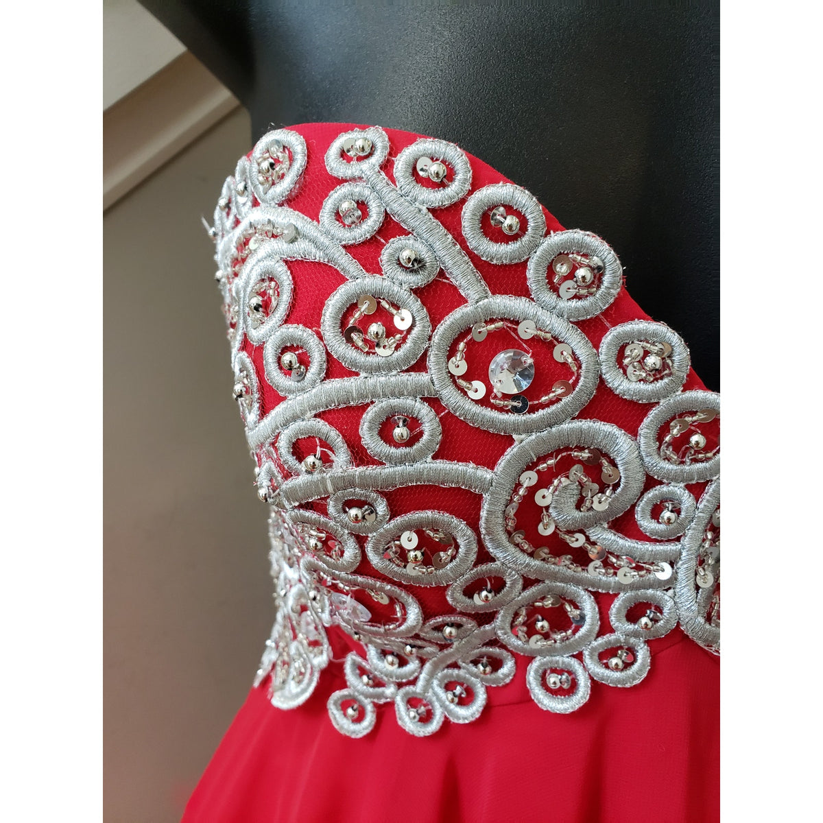 Fiesta Prom Dress Women Small Red Rhinestone Polyester Beaded Off The Shoulder