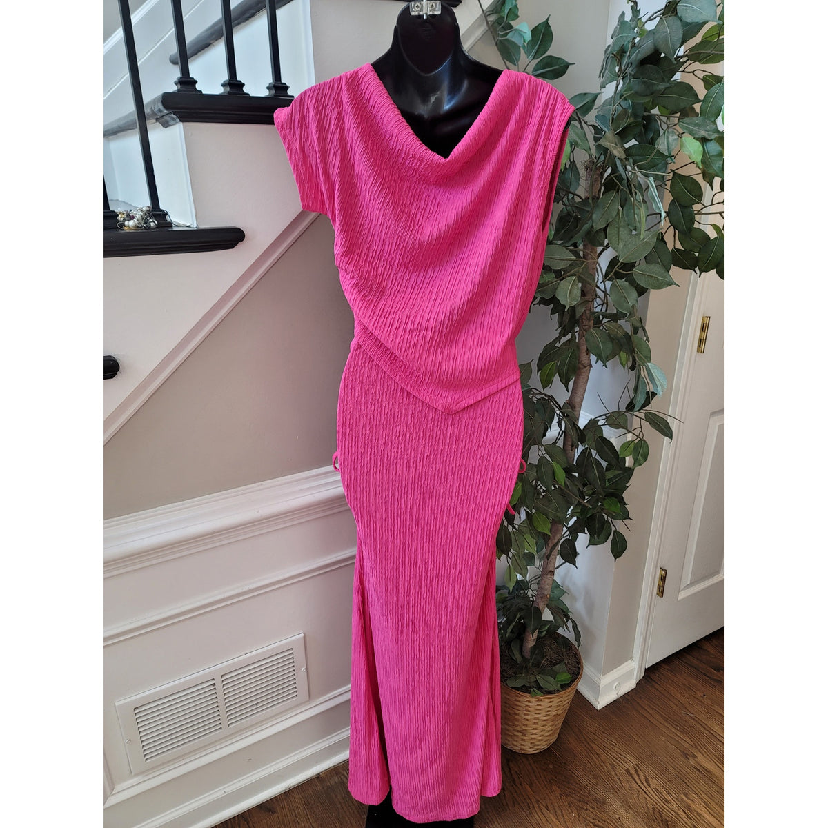 Two-Piece Dress Women's SZ XL Pink Ruched Cowl Neck Cap Sleeve Drawstring Tie