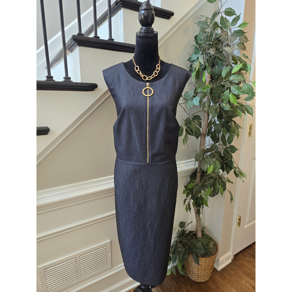 Calvin Klein Sheath Dress Women's Size 20W Black Front Ring Zipper Sleeveless