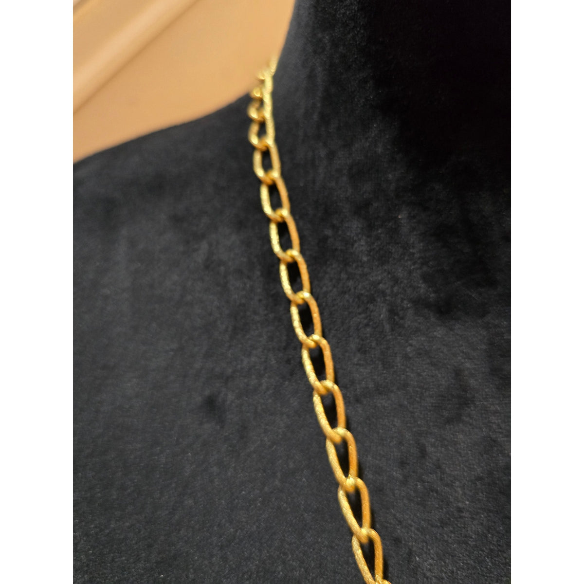 Women's Vintage Style Gold Tone Chain Necklace Cylinder Prayer Box Pendant