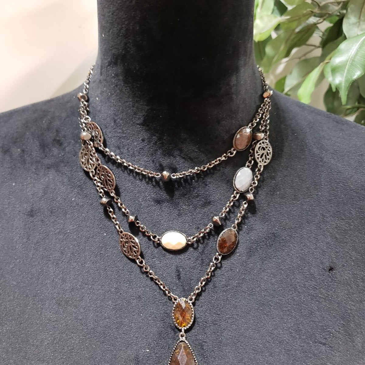 Women Fashion Triple Strand Multi Color Gemstone Beaded Statement Charm Necklace