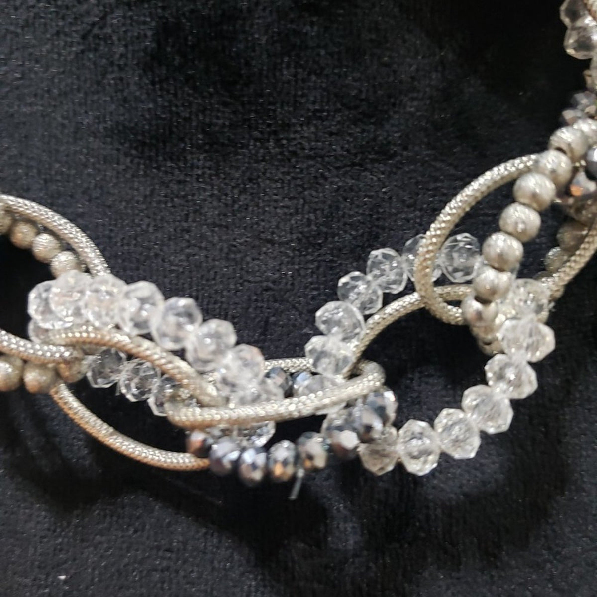 NY & Co Silver Tone Chain Necklace Link Fashion Beaded Statement w/Lobster Clasp