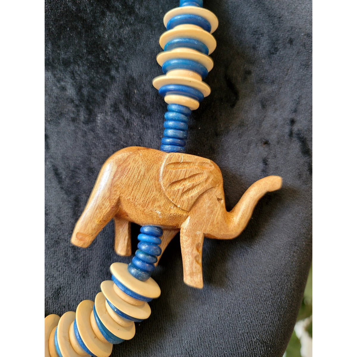 Hand Carved Giraffe & Elephant Wood Pendant Necklace Blue Beaded Tribal 24"