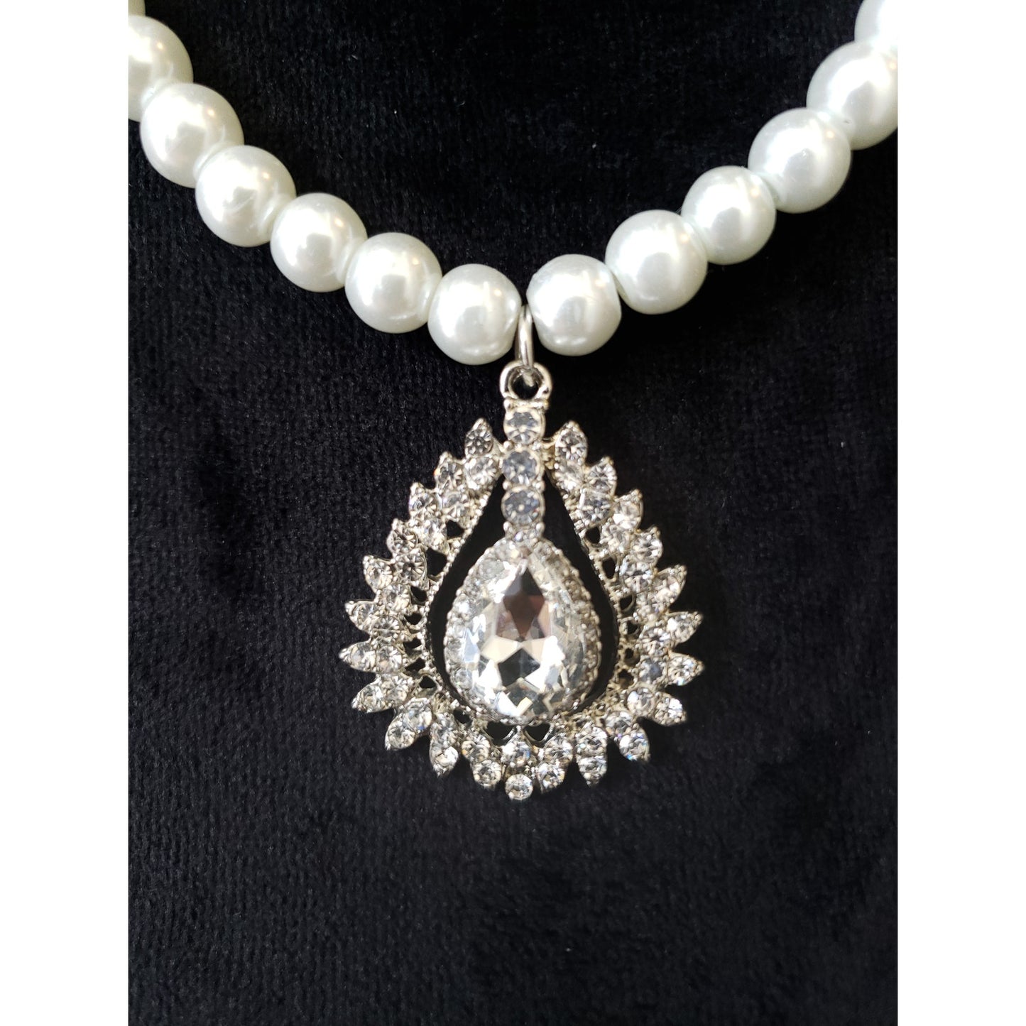 Womens Fashion Ivory Faux Pearl Chain Crystal Teardrop Pendant Necklace Jewelry