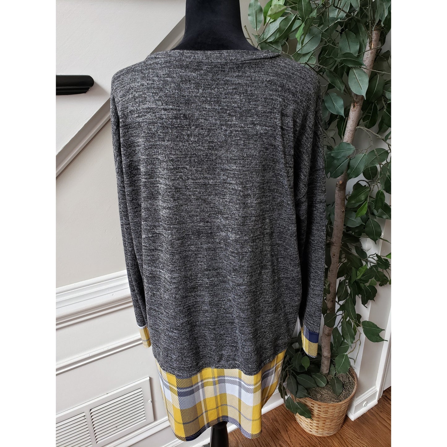 Egy Twofer Sweater Women's Medium Gray Trim Tatran Drop Shoulder Pullover
