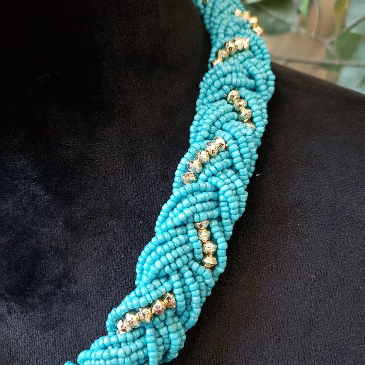 Womens Fashion Turquoise Choker Small Beaded Collar Necklace with Lobster Clasp