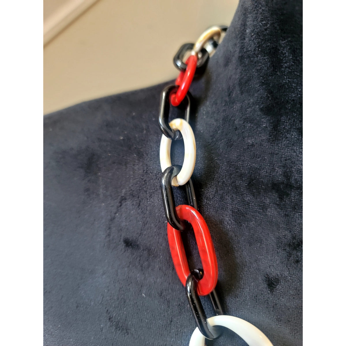 Chunky Resin Link Necklace & Hoop Earrings Set Red Black White Statement Boho