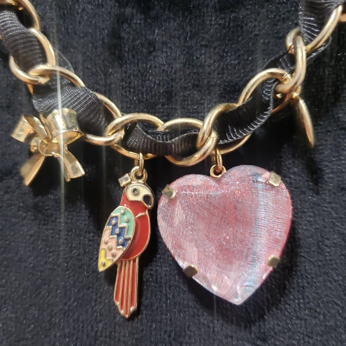 Fashion Gold Tone Link Chain Pink Stone Statement Necklace w/ Lobster Clasp