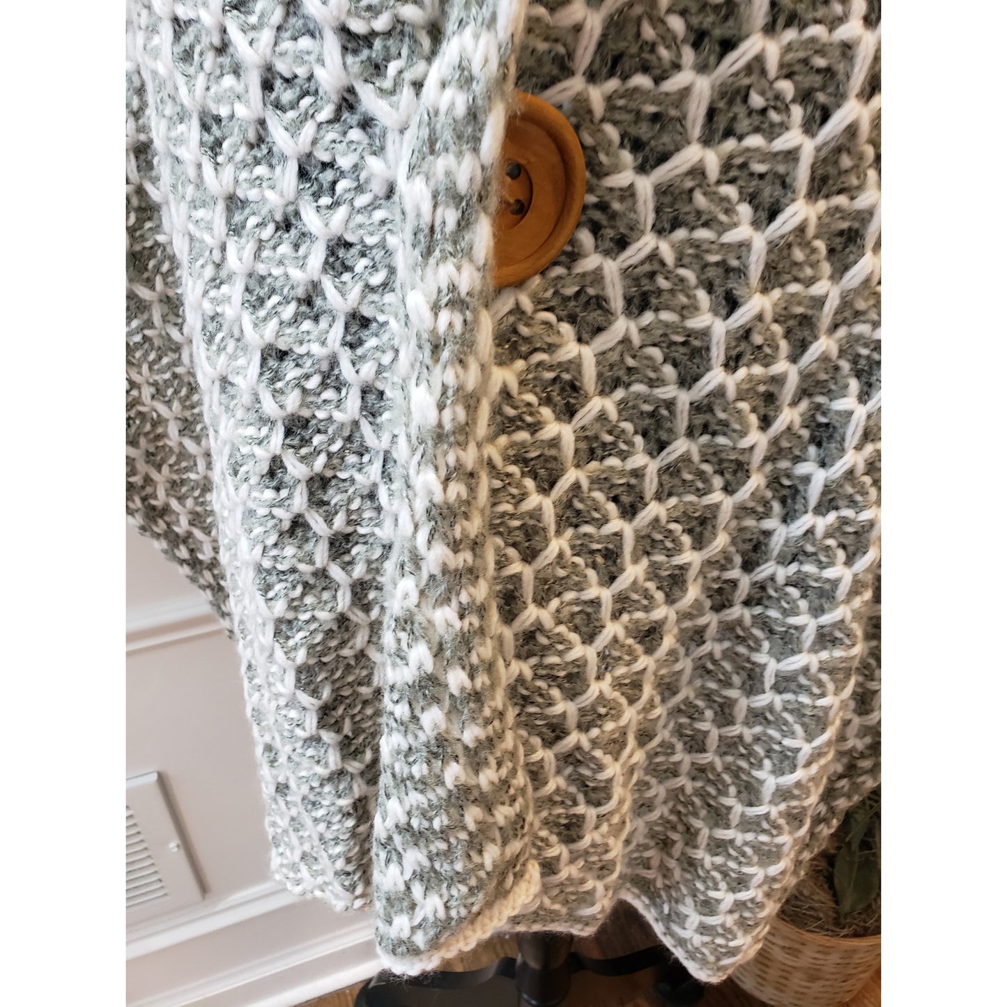 Simply Noelle Poncho Cardigan Womens Gray Knit Two Button Front Asymmetrical