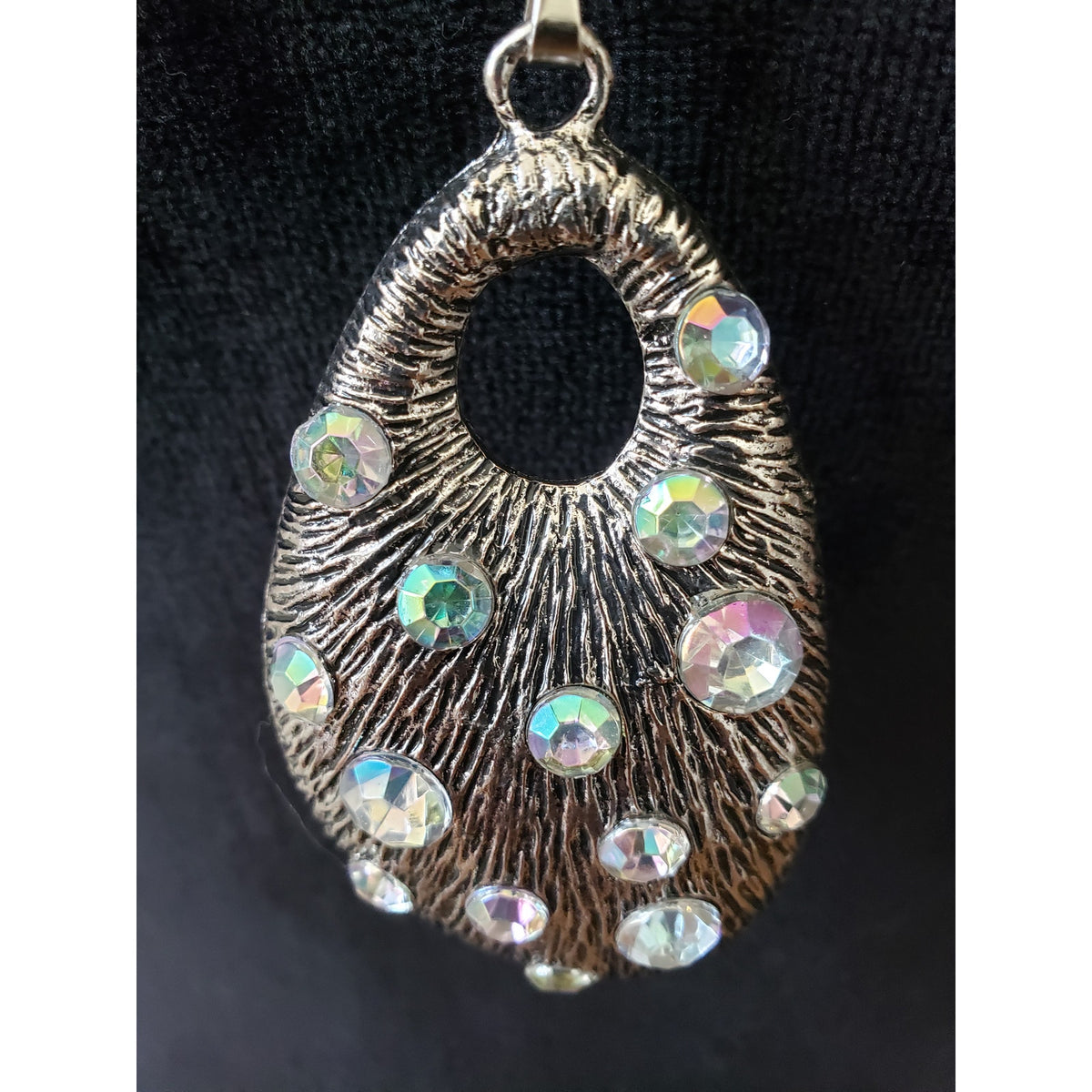 Fashion Jewelry Womens Silver Plated Encrusted Rainbow Crystals Pendant Necklace