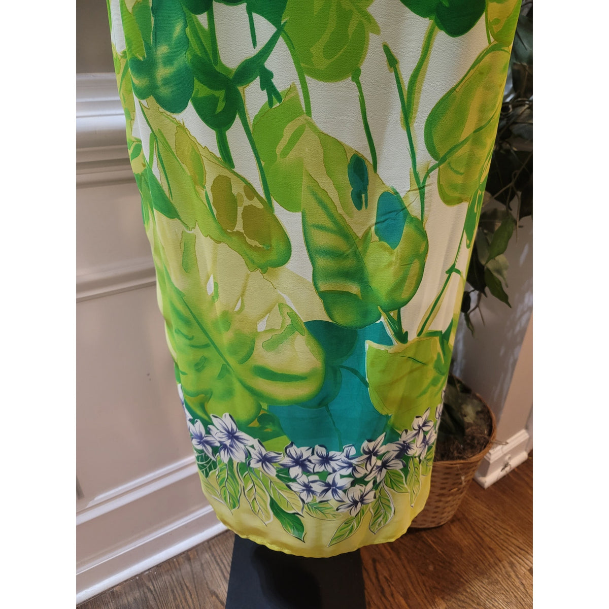 A Wild Thyme Tank Dress Women's 18 Green Floral Lily Valley Scoop Causal Party