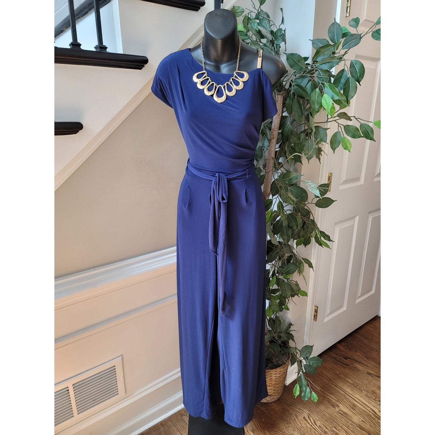R and M Richards Jumpsuit Women Size 6 Blue One Shoulder Tie Waist Wide Leg