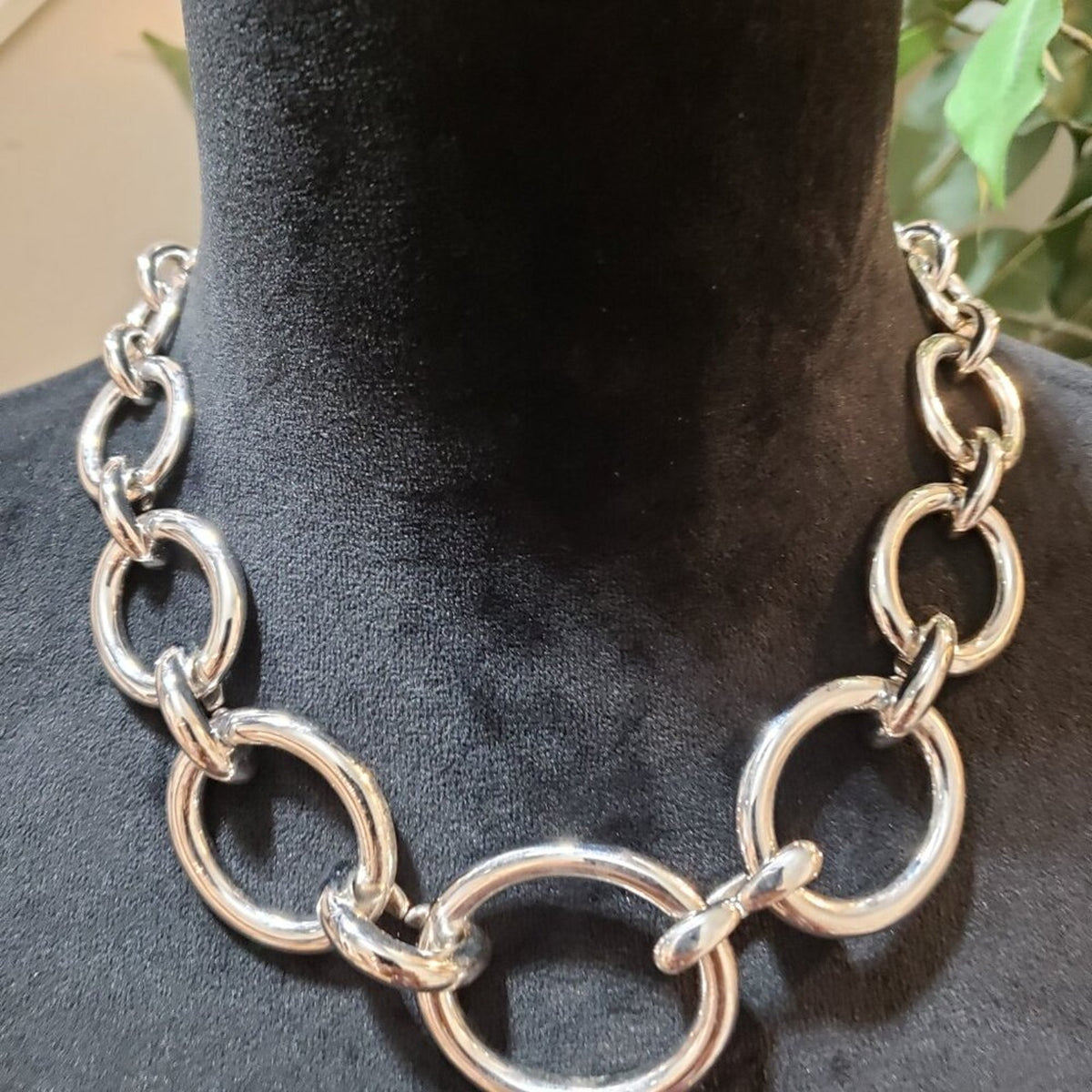 Womens Fashion Silver Twisted Link Chain Necklace Jewelry with Lobster Clasp