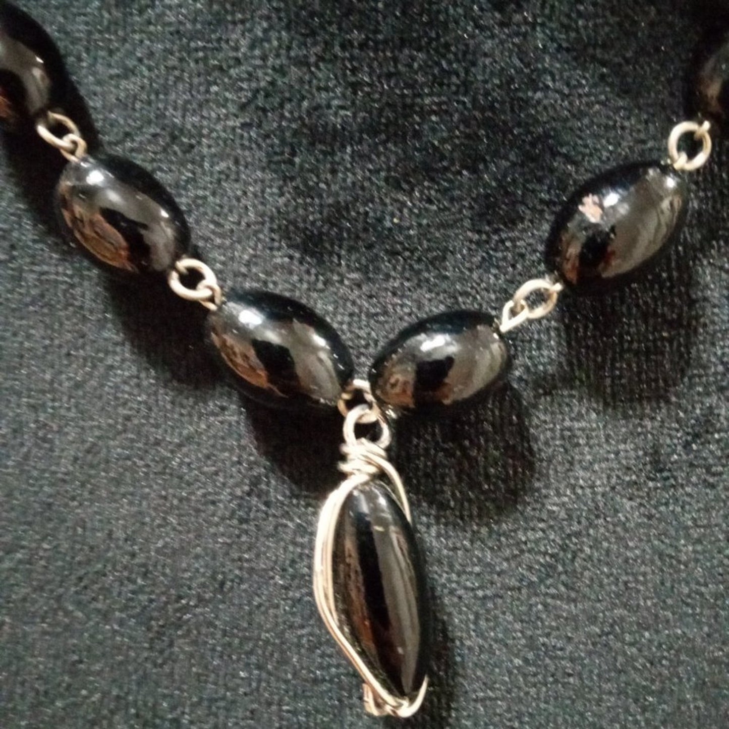Women Fashion Chunky Black Rhinestones Beaded Collar Necklace with Lobster Clasp