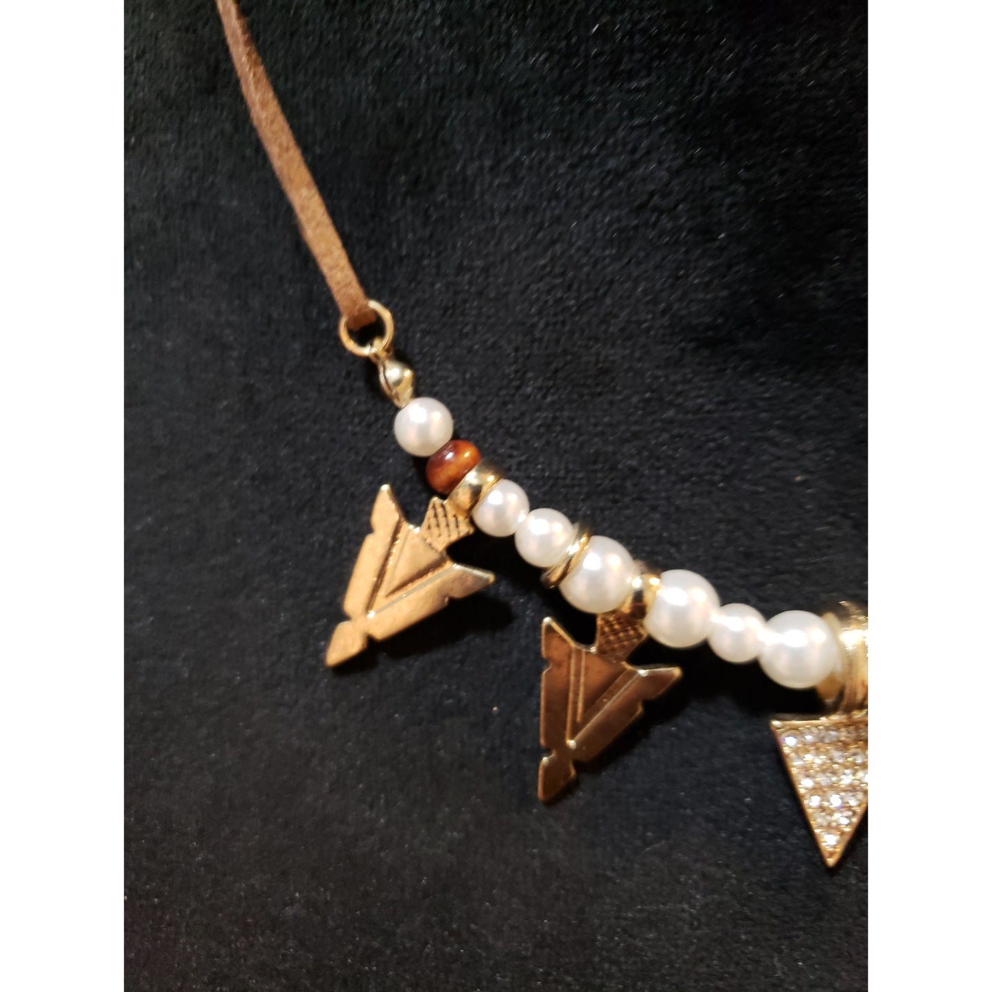 Womens Gold Tone Round White Pearl Beaded Collar Necklace