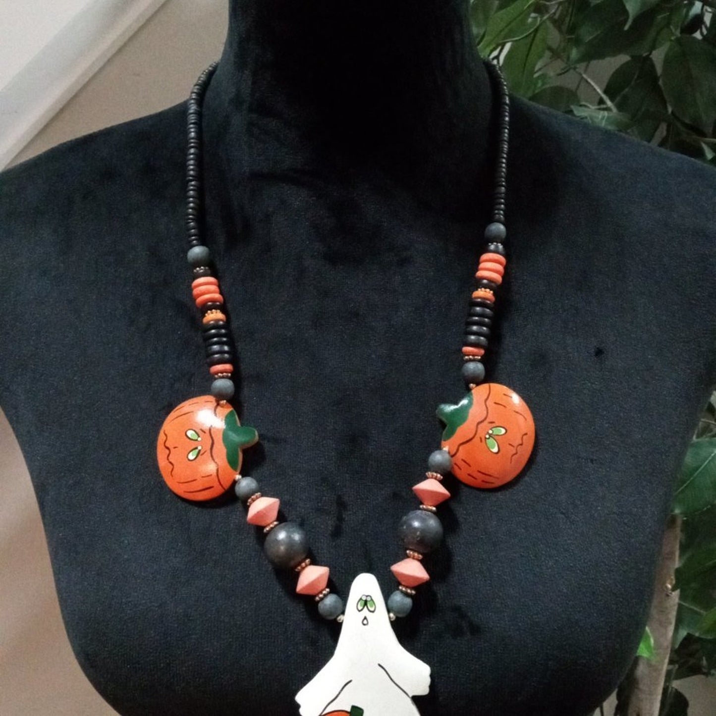 Womens Bohemian Style Chunky Beaded Ghost Charm Necklace with Magnetic Clasp