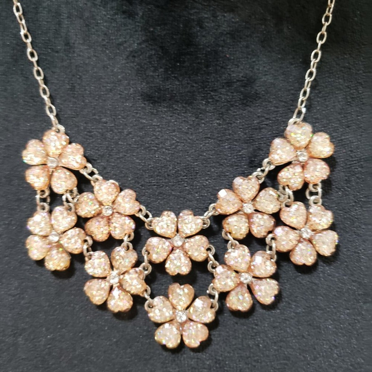 Chicos Womens Fashion Rhinestone Floral Statement Bib Necklace w/ Lobster Clasp