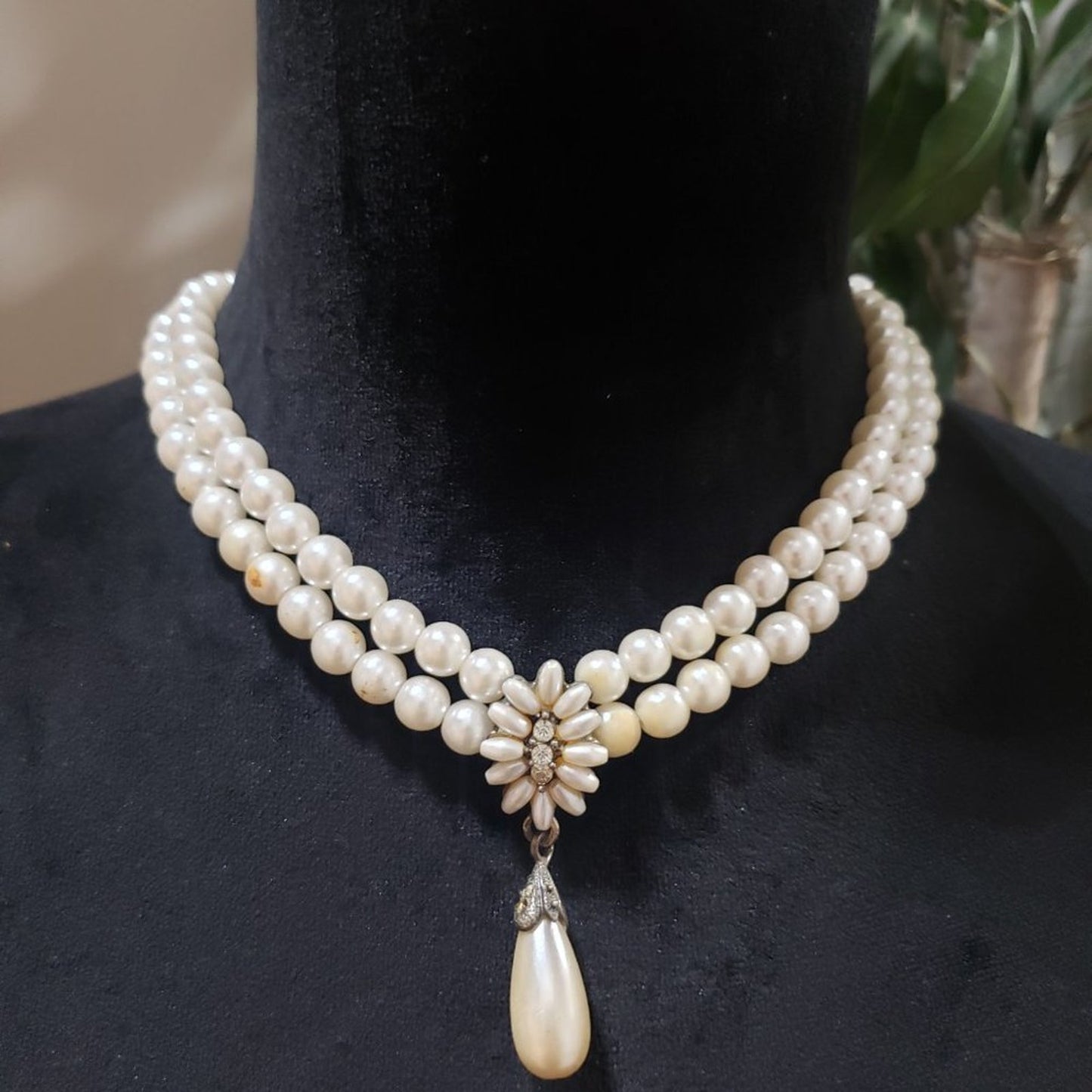 Beautiful Double Strand Faux Pearl Beaded Necklace with Diamantes in the Pendant