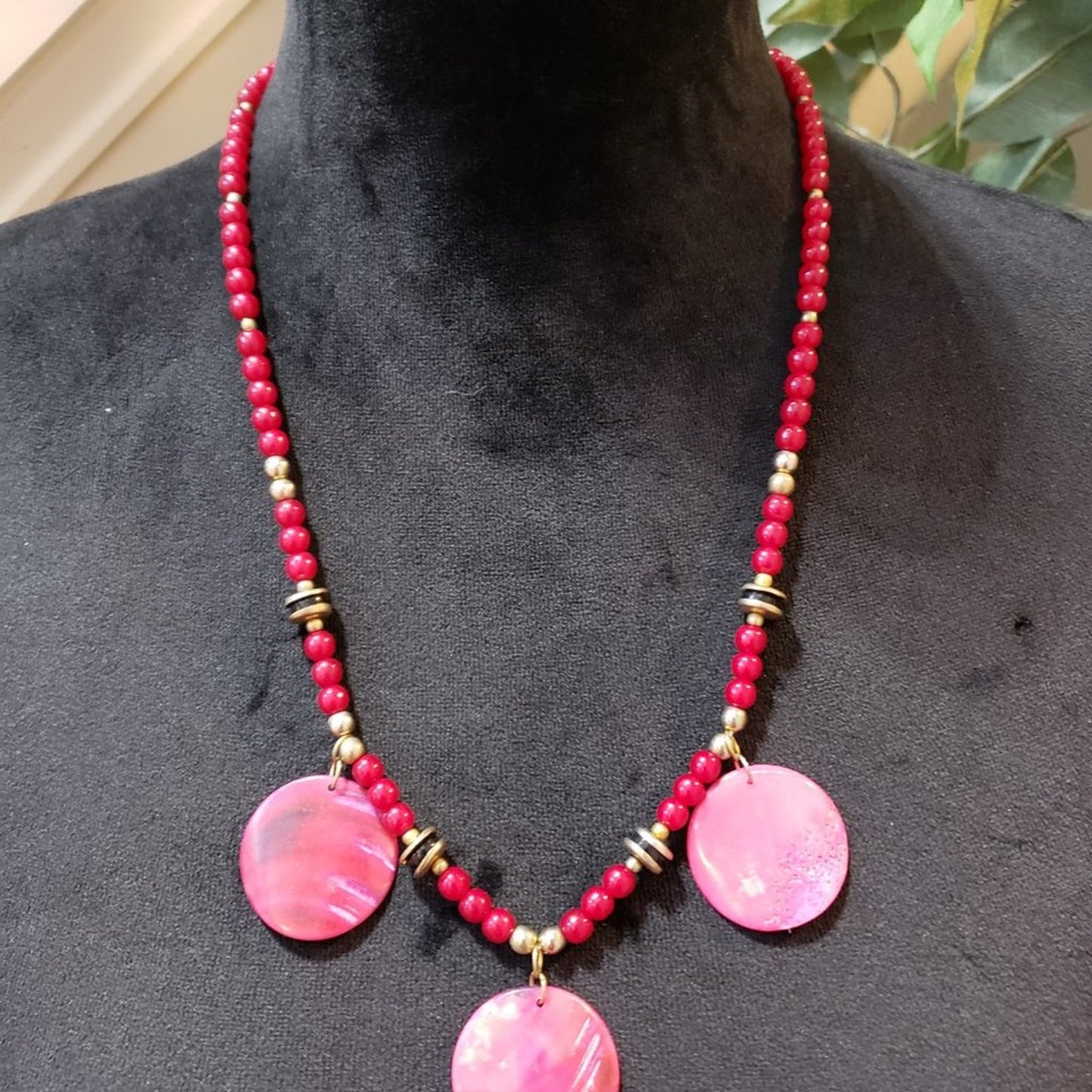 Womens Fashion Gold Tone Red Beaded Statement Collar Necklace with Barrel Clasp