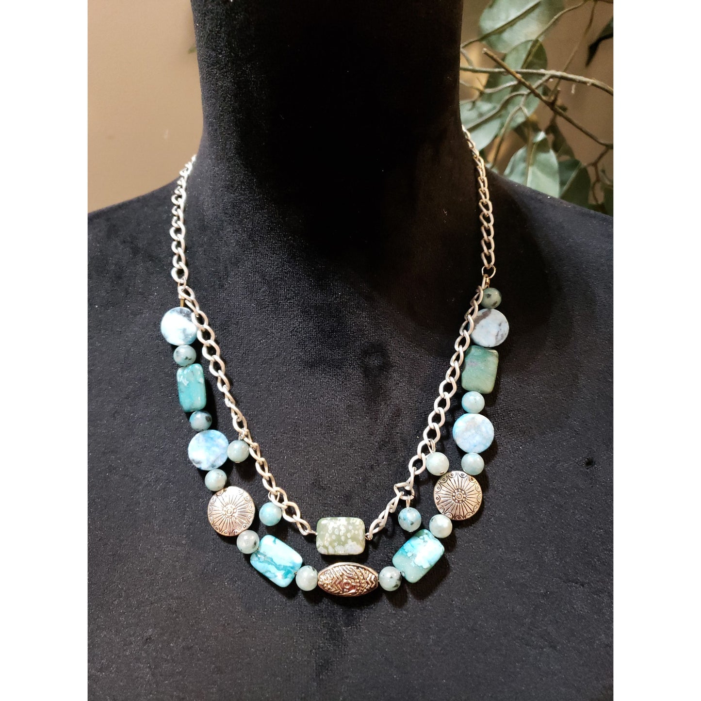 Women Fashion Tribal Terra Agate Amazonite Carved Metal Beads Statement Necklace