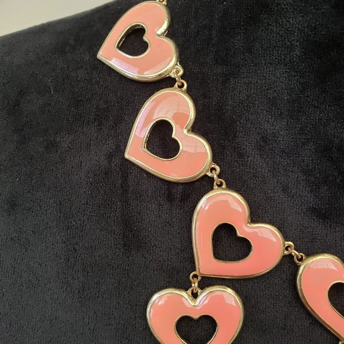 Ella Womens Enamel Heart Linked Gold Tone Collar Detail Necklace with Earring