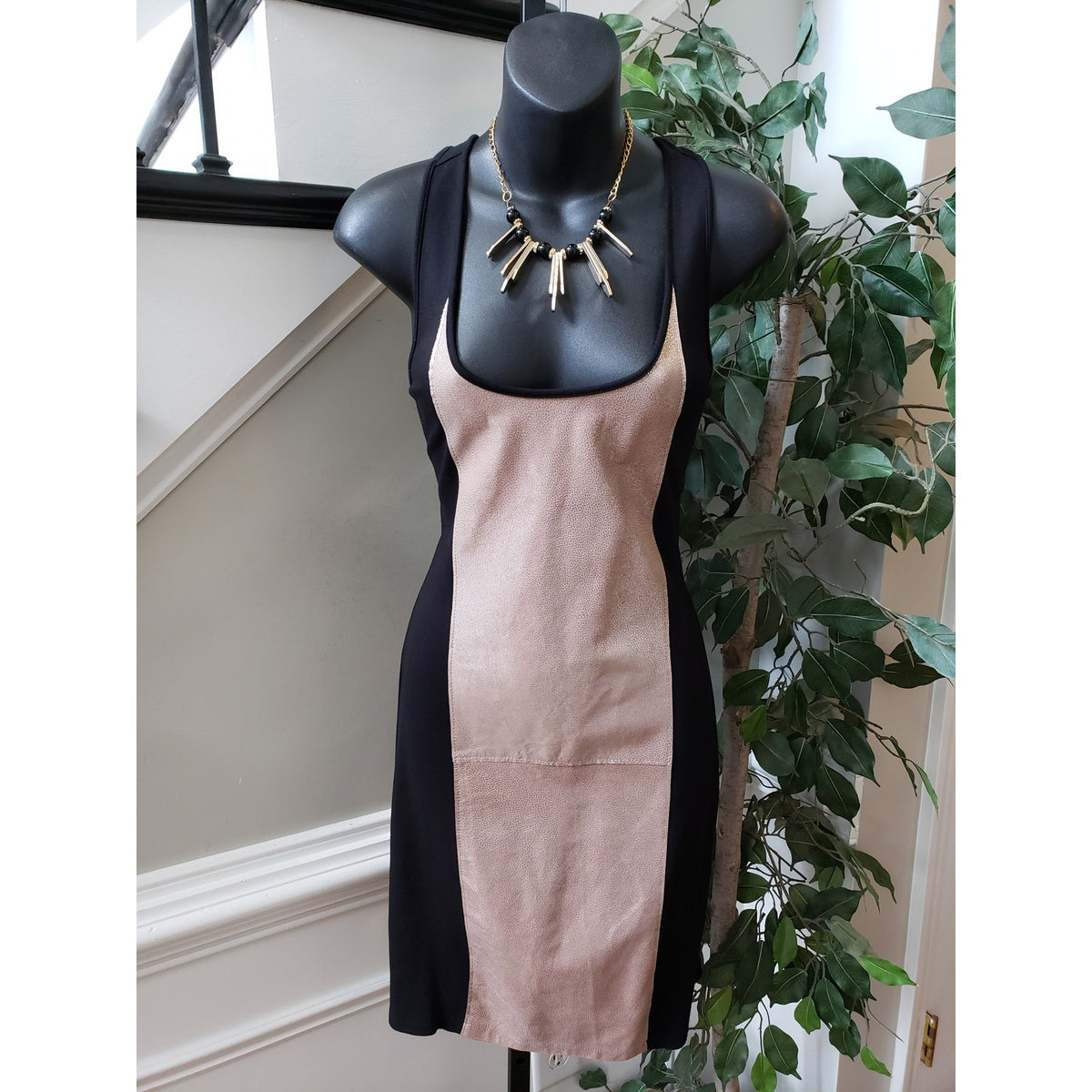 Graham & Spencer Sheath Dress Women's Medium Black & Peach Scoop Neck Racerback