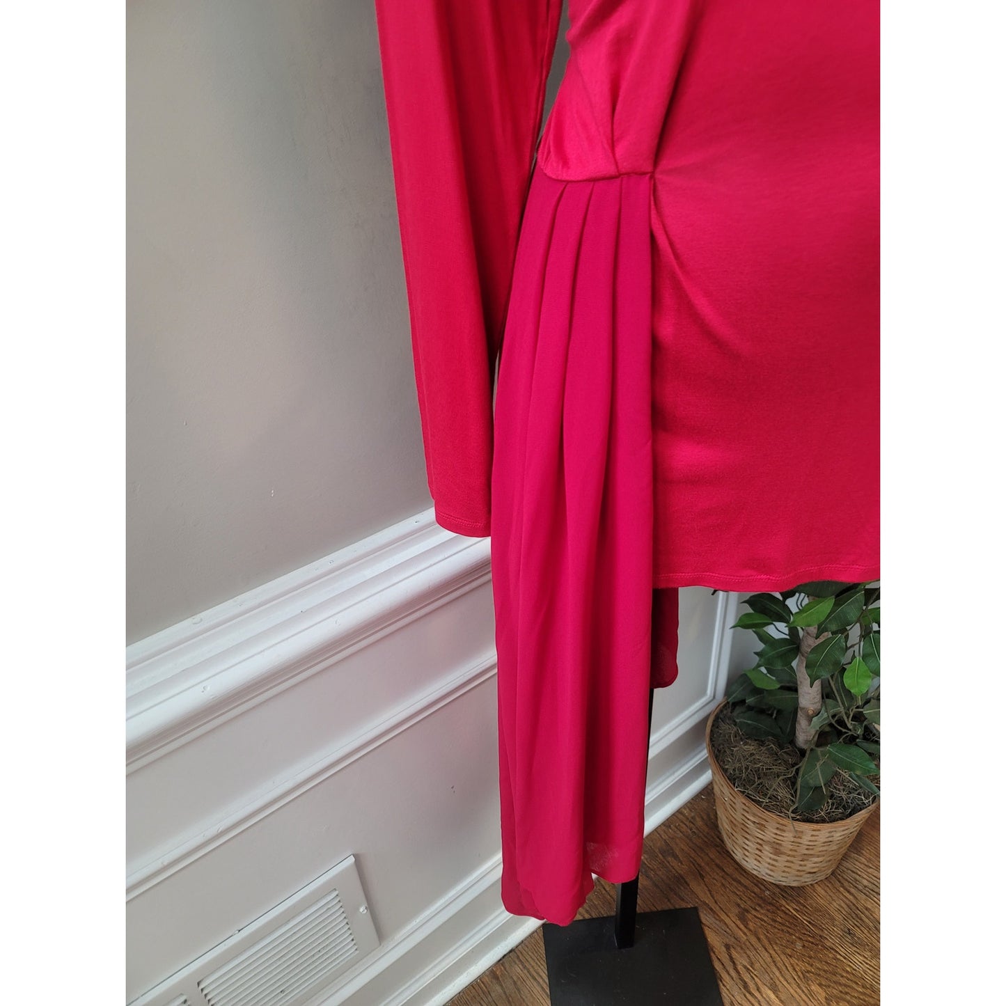 Boston Proper Top Women's Size S Red Long Sleeve Tunic Chiffon Overlay Elegant