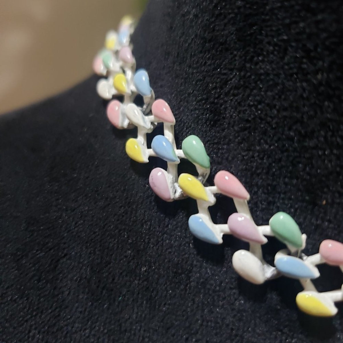 Women Fashion Charming Multicolor Linked Choker Necklace with Hook & Eye