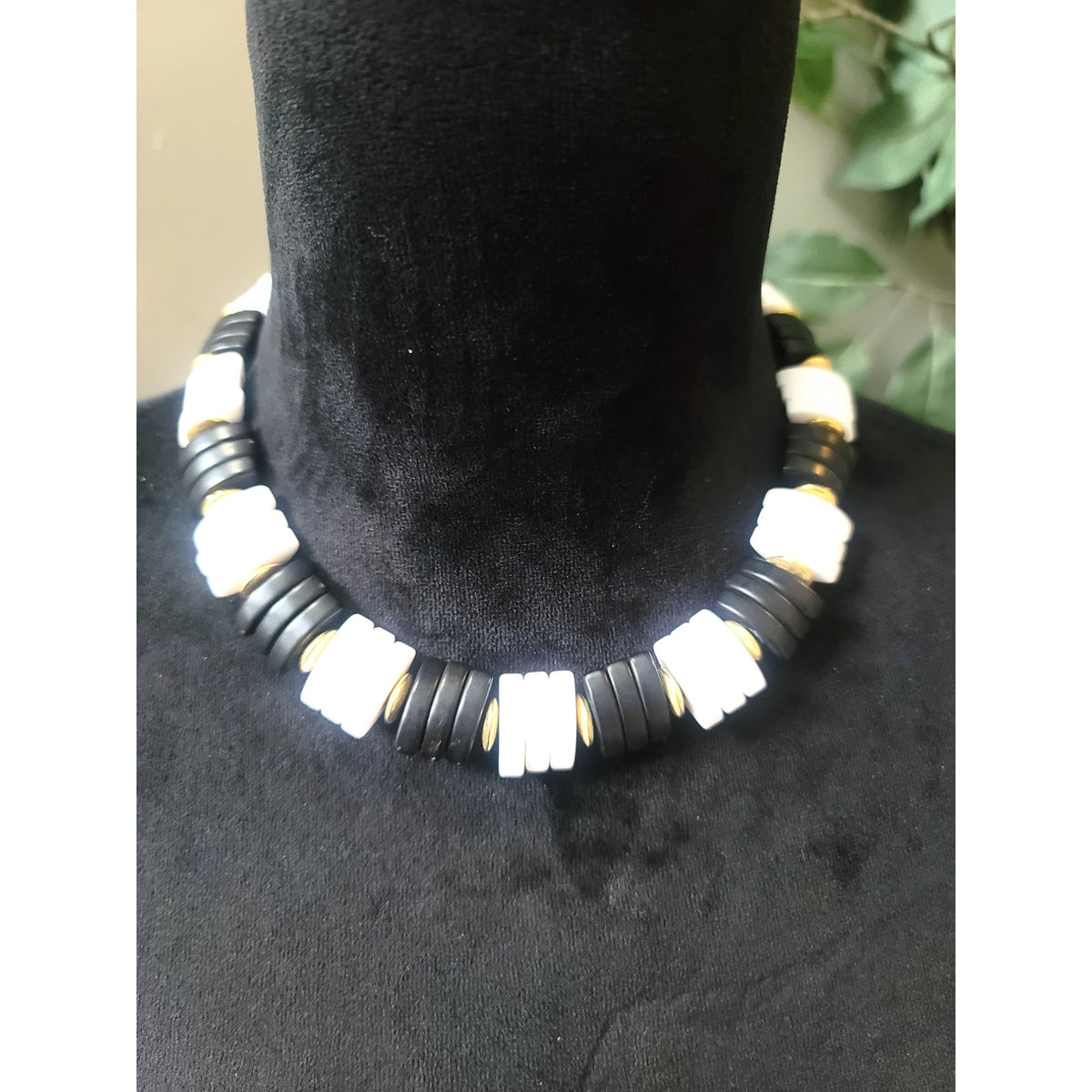 Women's Black White Beaded Necklace Gold Disc Accent Lobster Clasp Statement