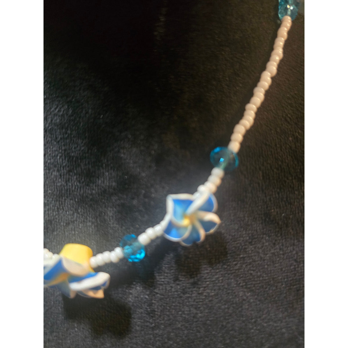 Women's Blue and White Turquoise Beaded Necklace Pendant And Lobster Clasp