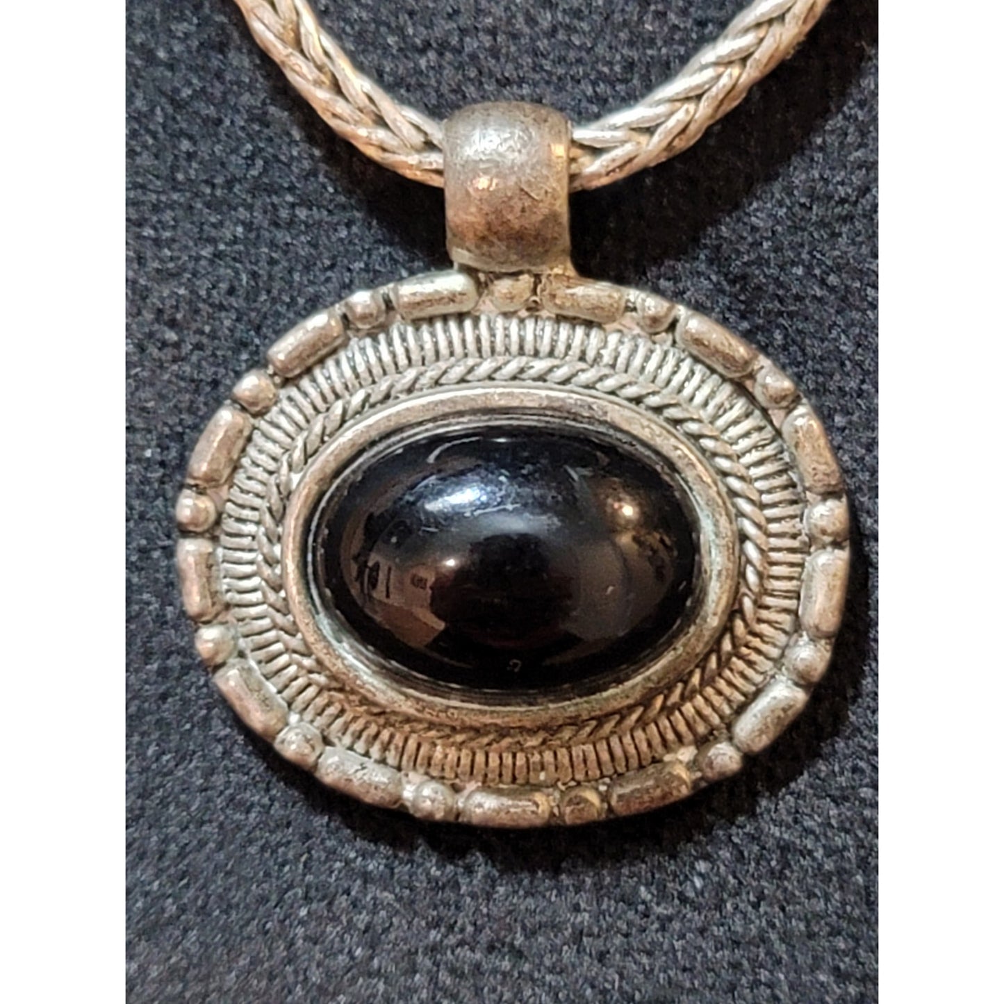 Women's Vintage Silver Woven Chain Necklace With Black Stone Pendant Lobster Clasp