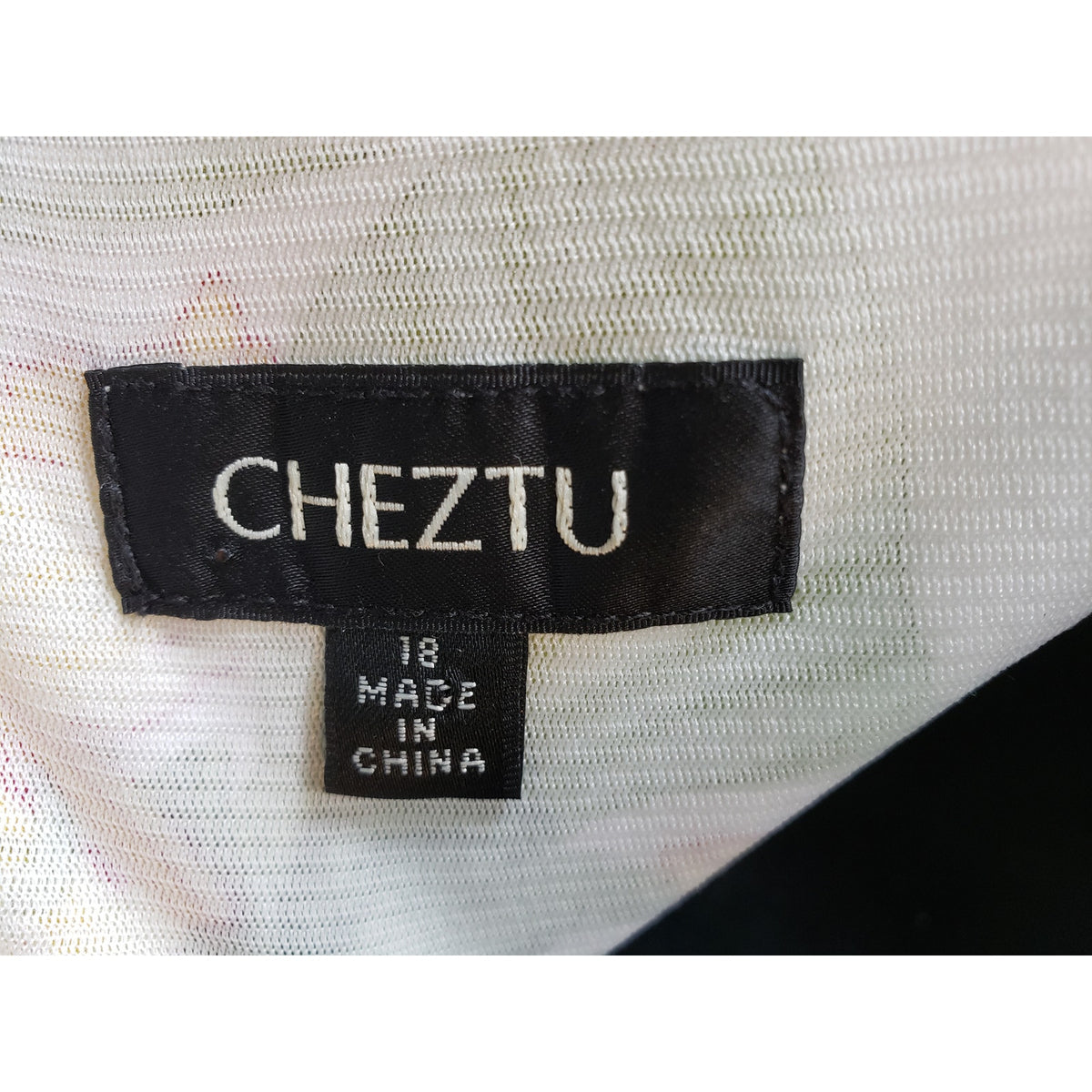 Cheztu Long Maxi Dress Women's 18 White Floral Surplice Neck Sleeveless Back Zip