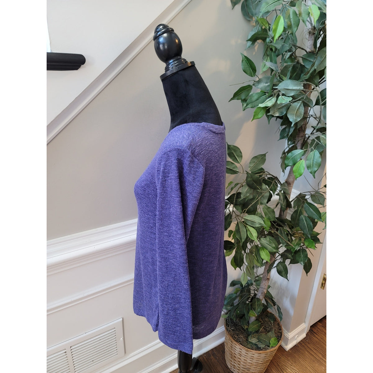 Chico's Sweater 0/S Purple Stretch Knit Scoop Long Sleeve Asymmetric Hem Pullover