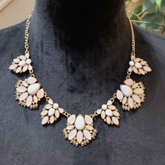 Icing Womens Beige Clear Pearl Crystal Necklace Jewelry with Lobster Clasp