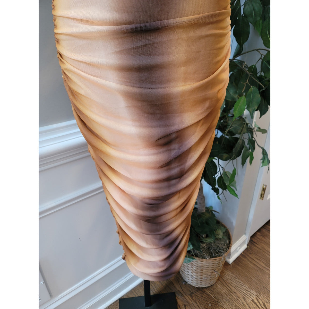 Blanc Midi Dress Womens Medium Brown Beige Wired Mesh Ruched Cutout U-Bar Casual