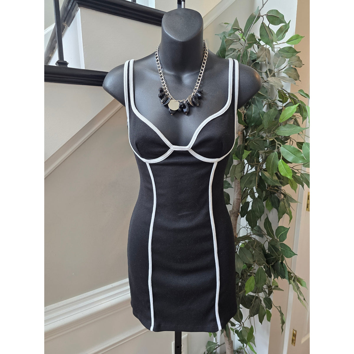 Bodycon Mini Dress Women Chest Small Black/White Ribbed Seamless Back Sleeveless