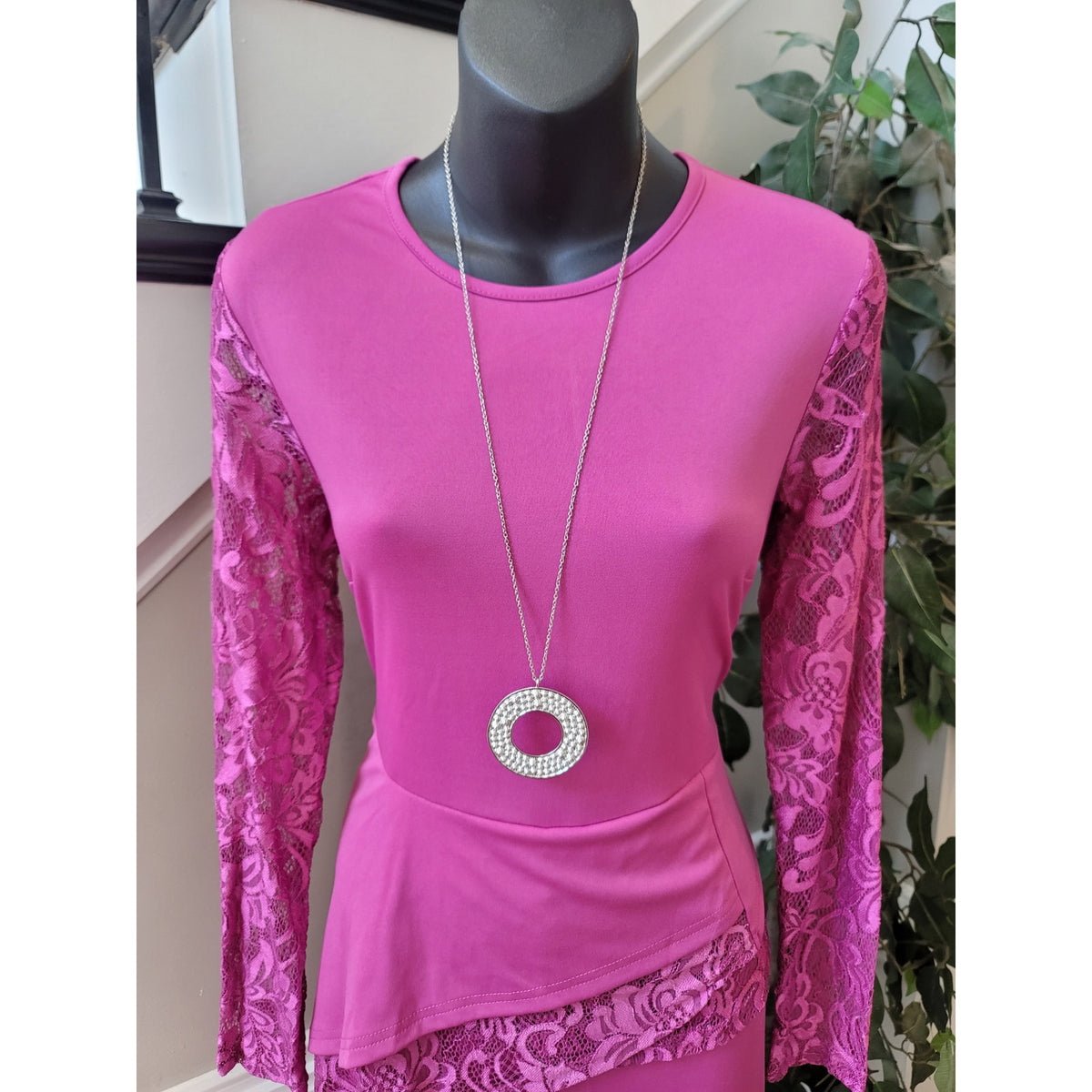 Stylish Pink Lace Jumpsuit Women's Size Medium Pink Round Neck Long Sleeves