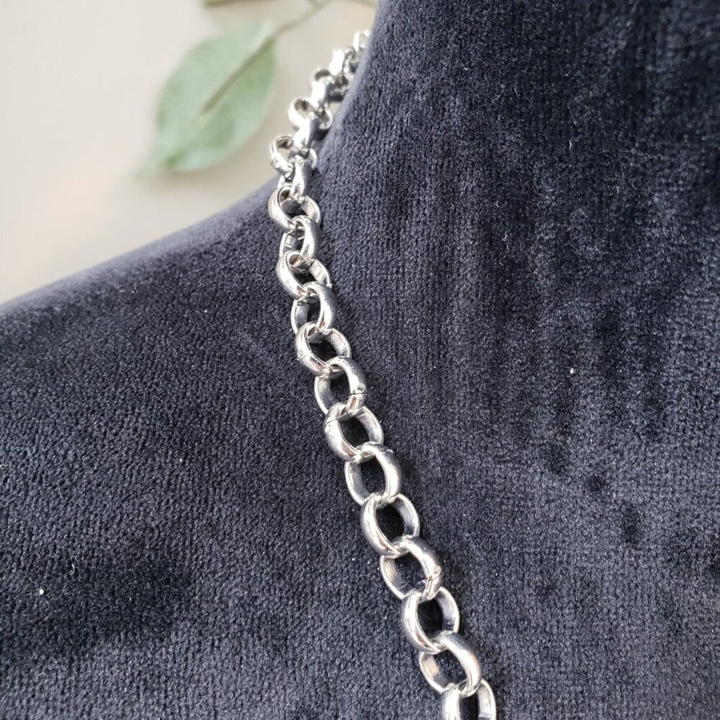 Womens Fashion Clear Crystal Silver Tone Rolo Chain Necklace with Lobster Clasp