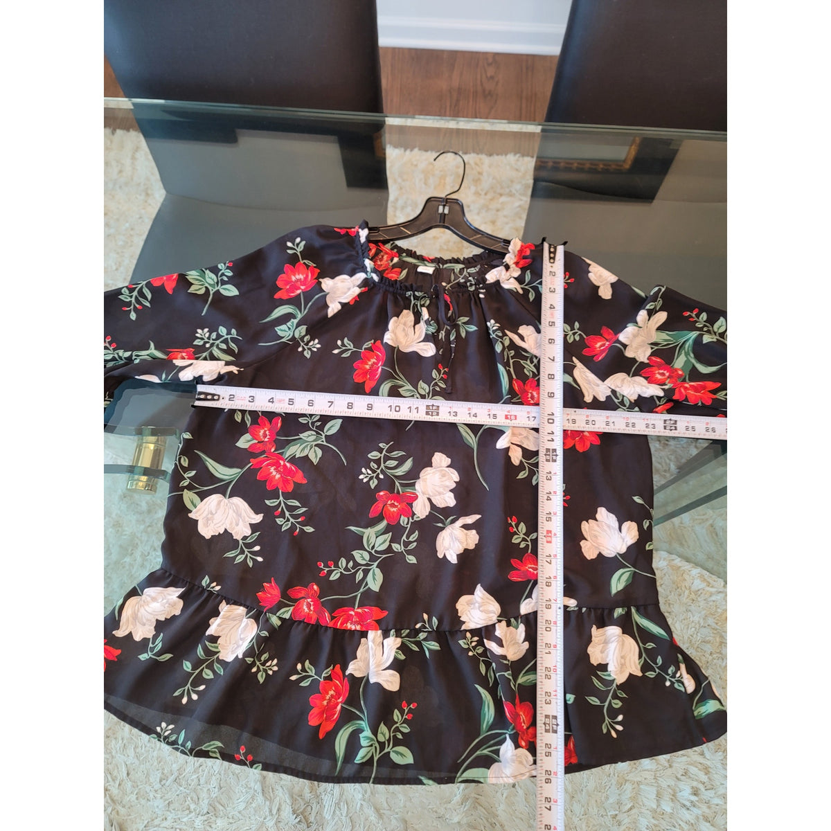 Old Navy Blouse XL Black Floral Ruffle Hem Tie Split Neck Raglan Sleeve Party2