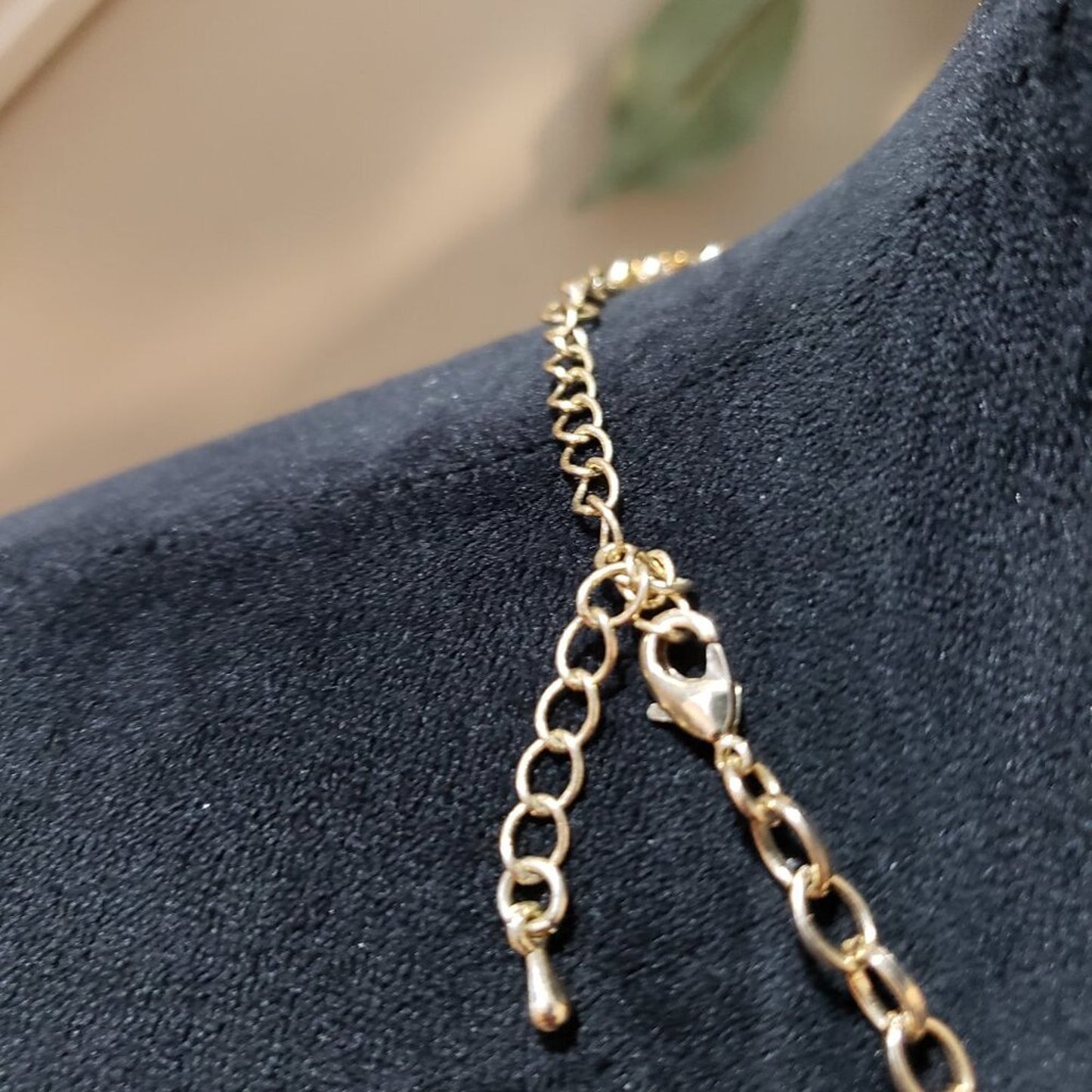 Womens Green Blue Jade Stone Gold Tone Chain Necklace Jewelry with Lobster Clasp
