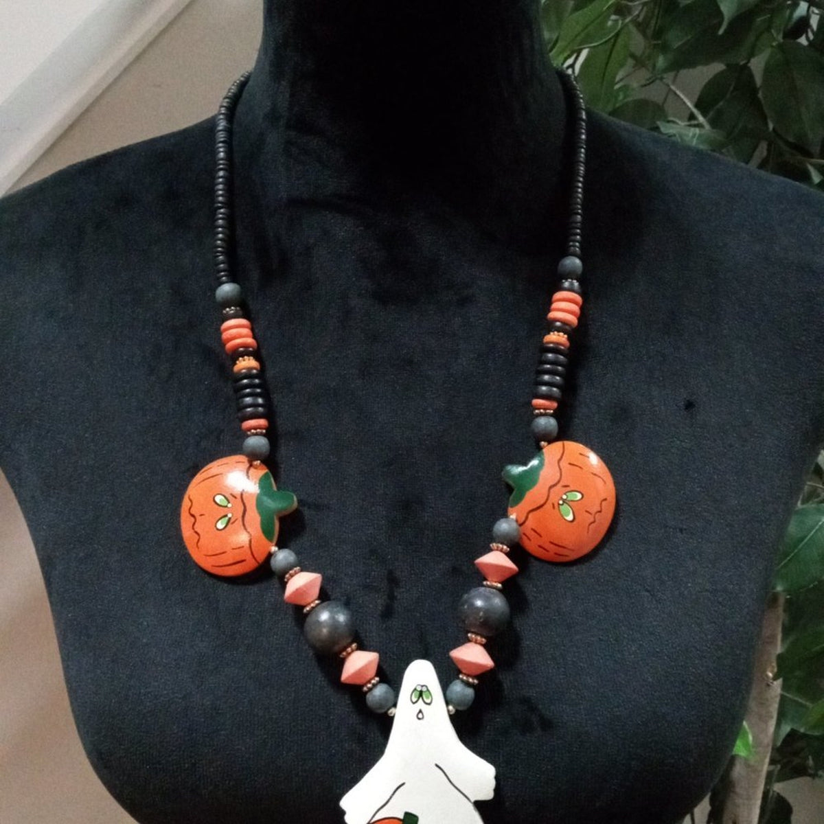 Womens Bohemian Style Chunky Beaded Ghost Charm Necklace with Magnetic Clasp