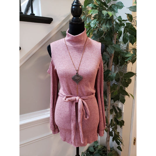 Made With Love Women's Pink Rayon Cold Shoulder Long Sleeve Knee Length Dress M