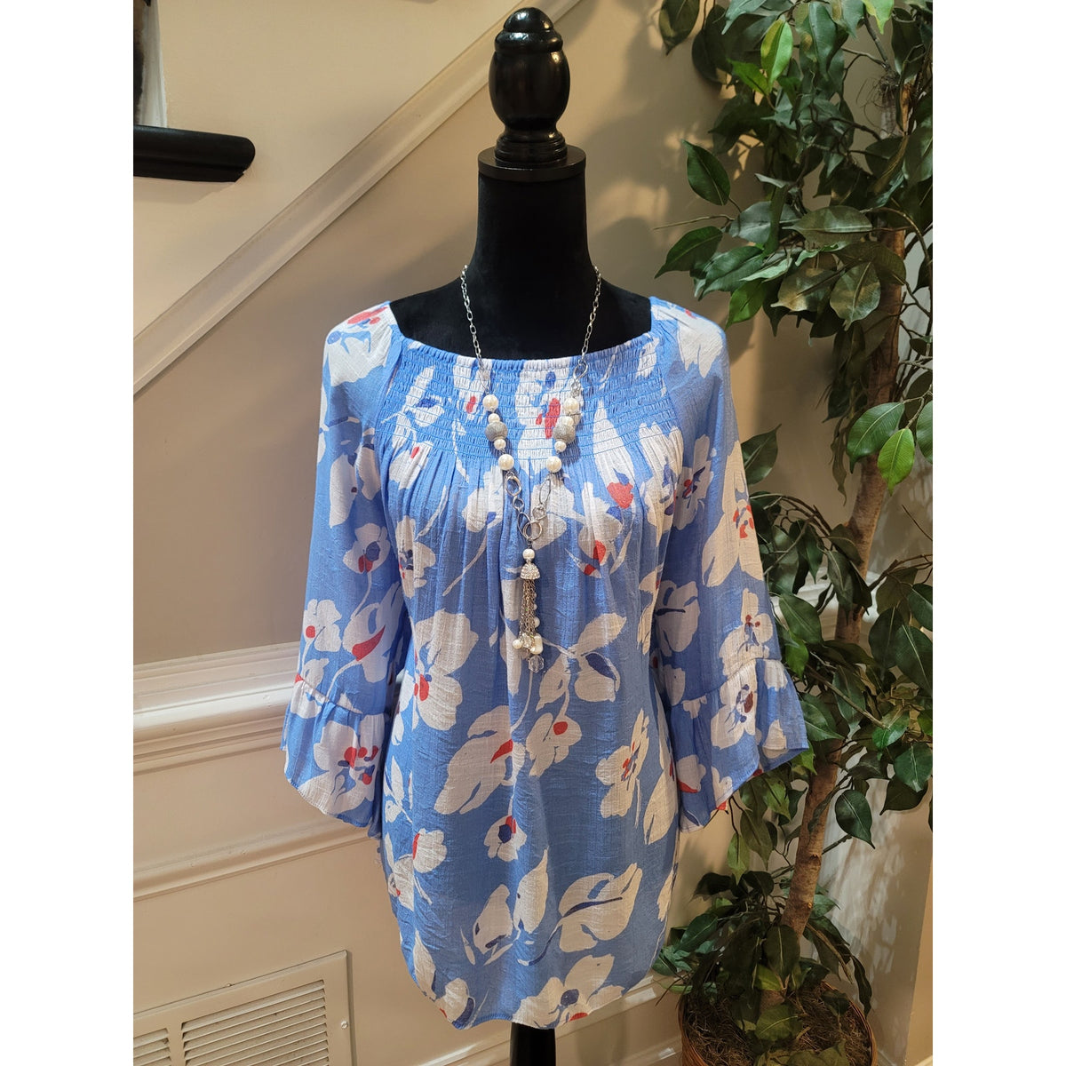 Zac & Rachel Blouse Women XL Blue White Floral Smocked Square Neck Flared Sleeve