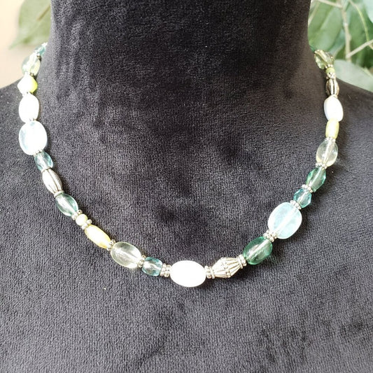 Womens Plastic Oval Shaped Bead Gold Accent Collar Necklace with Lobster Clasp