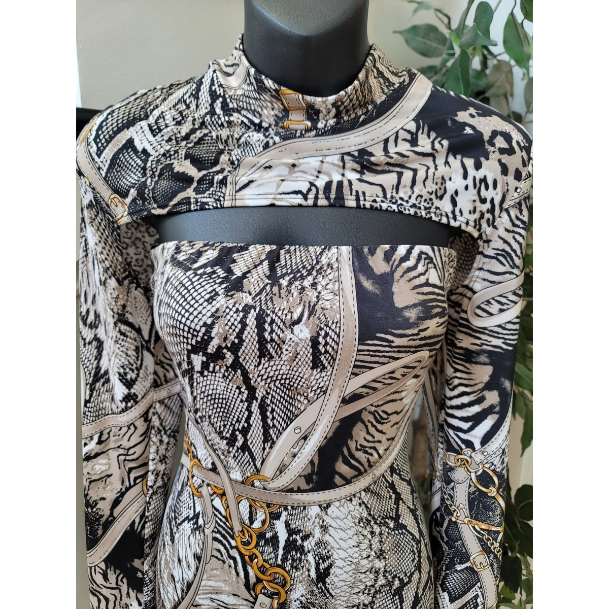 Belita Collection Snake Print Chain Design Jumpsuit Women's Large Multicolor