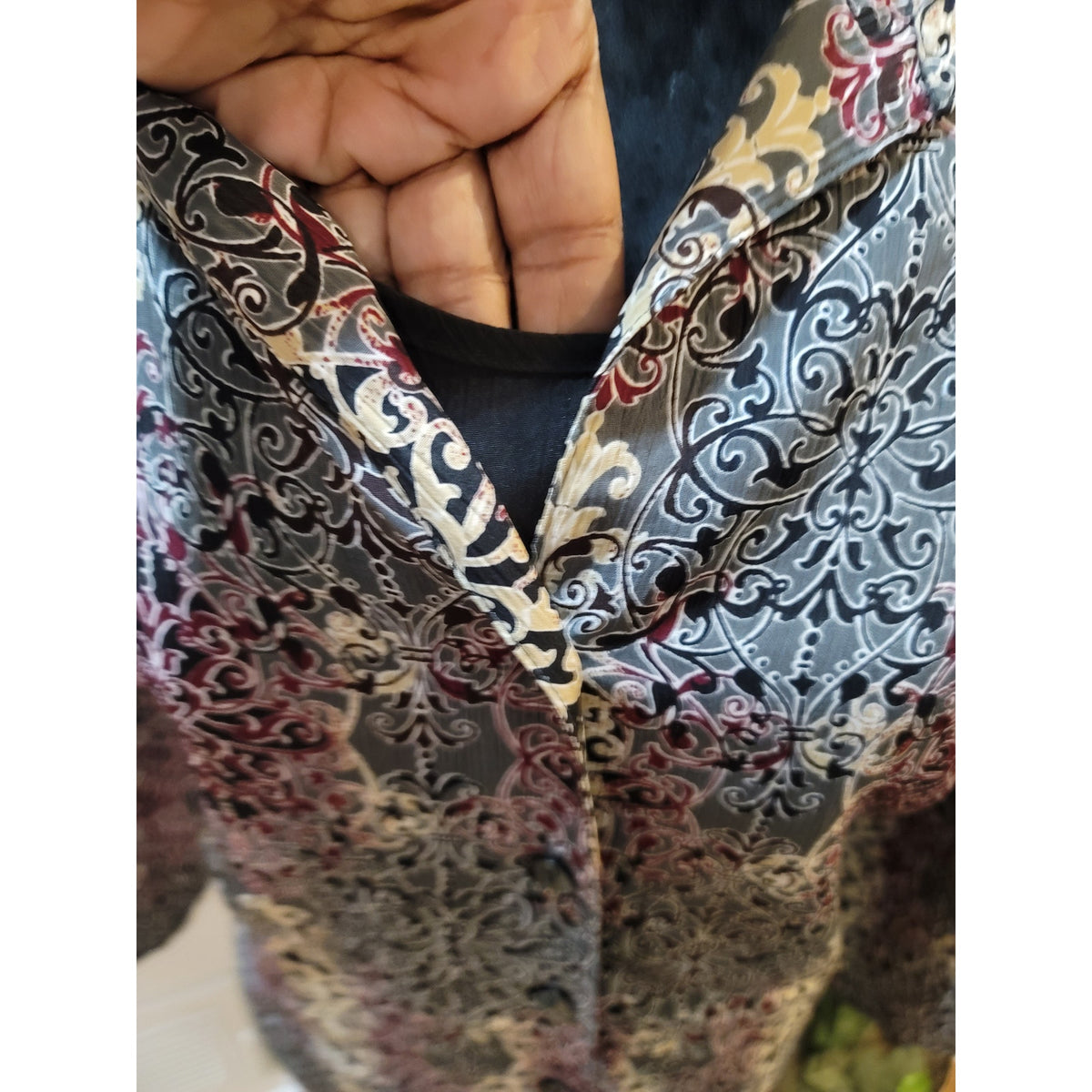 George Blouse Top Women's SZ 2X Multicolor Damask Button Up Collar Long Sleeves