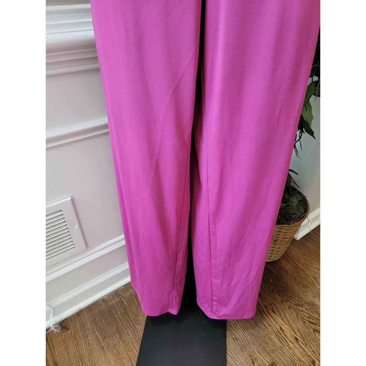 Stylish Pink Lace Jumpsuit Women's Size Medium Pink Round Neck Long Sleeves