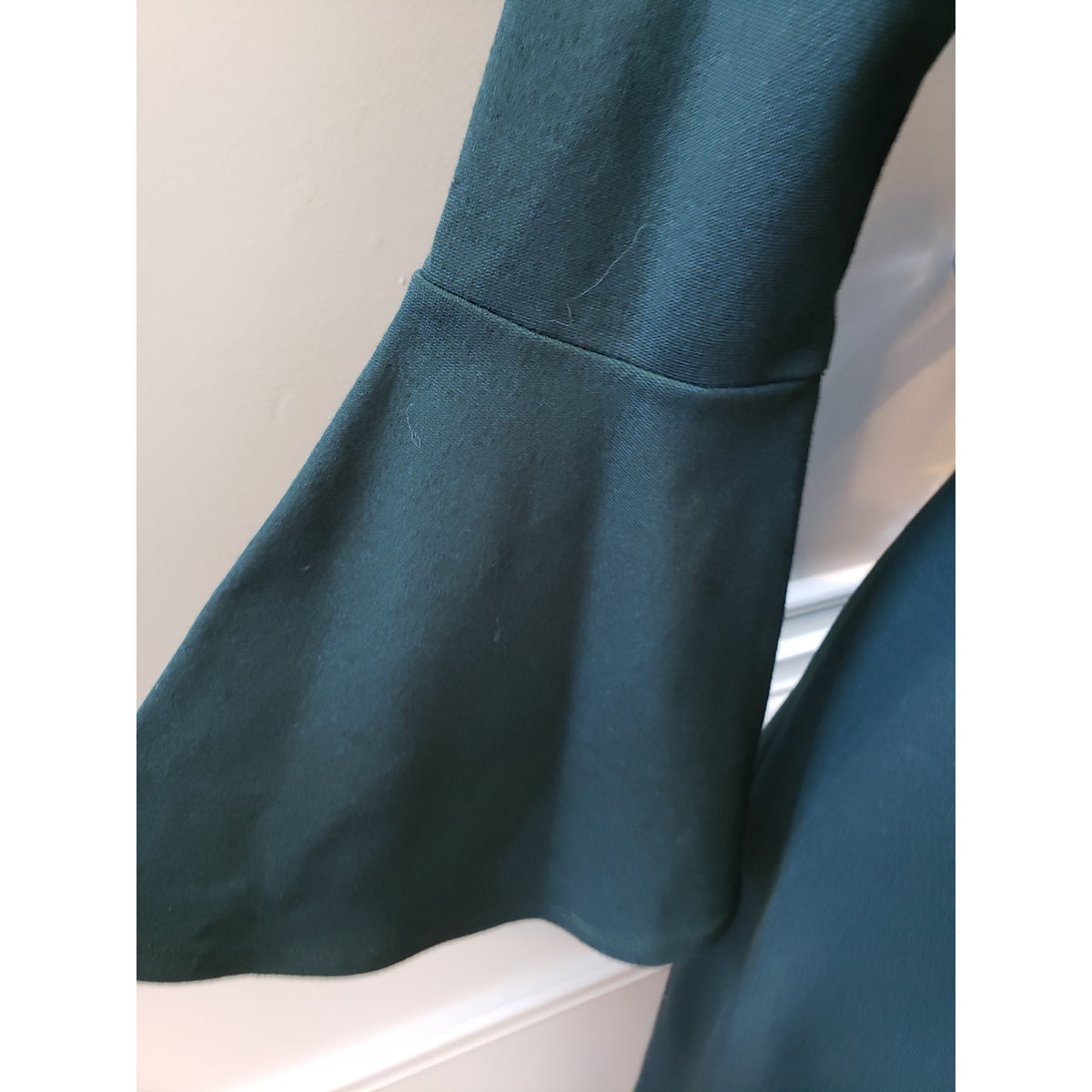 Isabella Oliver Shift Dress Women's Size 4 Olive Stretch Flare Sleeve Round Neck