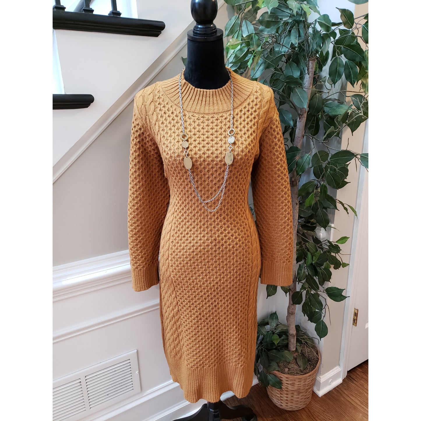 Sandra Darren Sweater Dress Women XL Brown Acrylic Textured Cable Knit Crew Neck